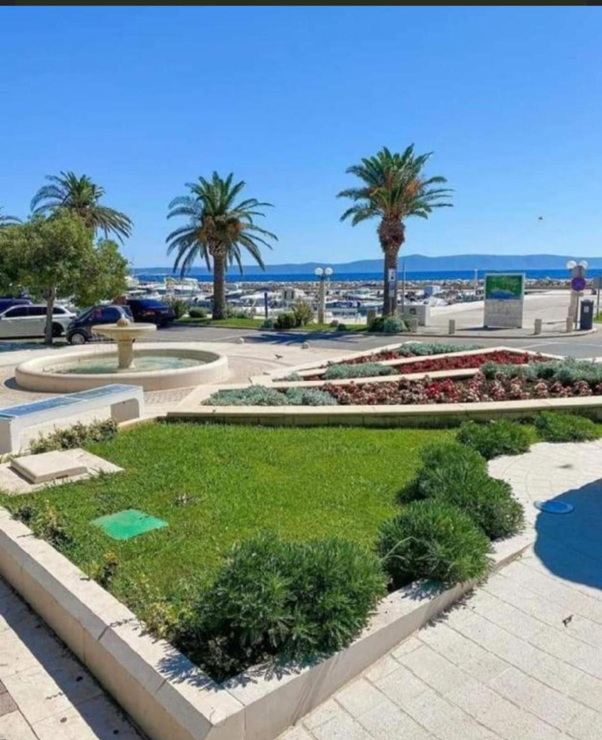 Apartments Elena Tucepi Ngoại thất bức ảnh